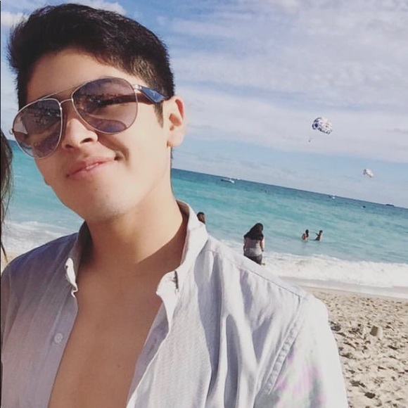 Prada Aviator Sunglasses - Picture 6 of 6